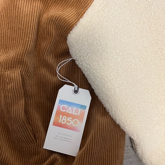 Contrast Sherpa sleeve Bomber Jacket - Picture 5 of 7